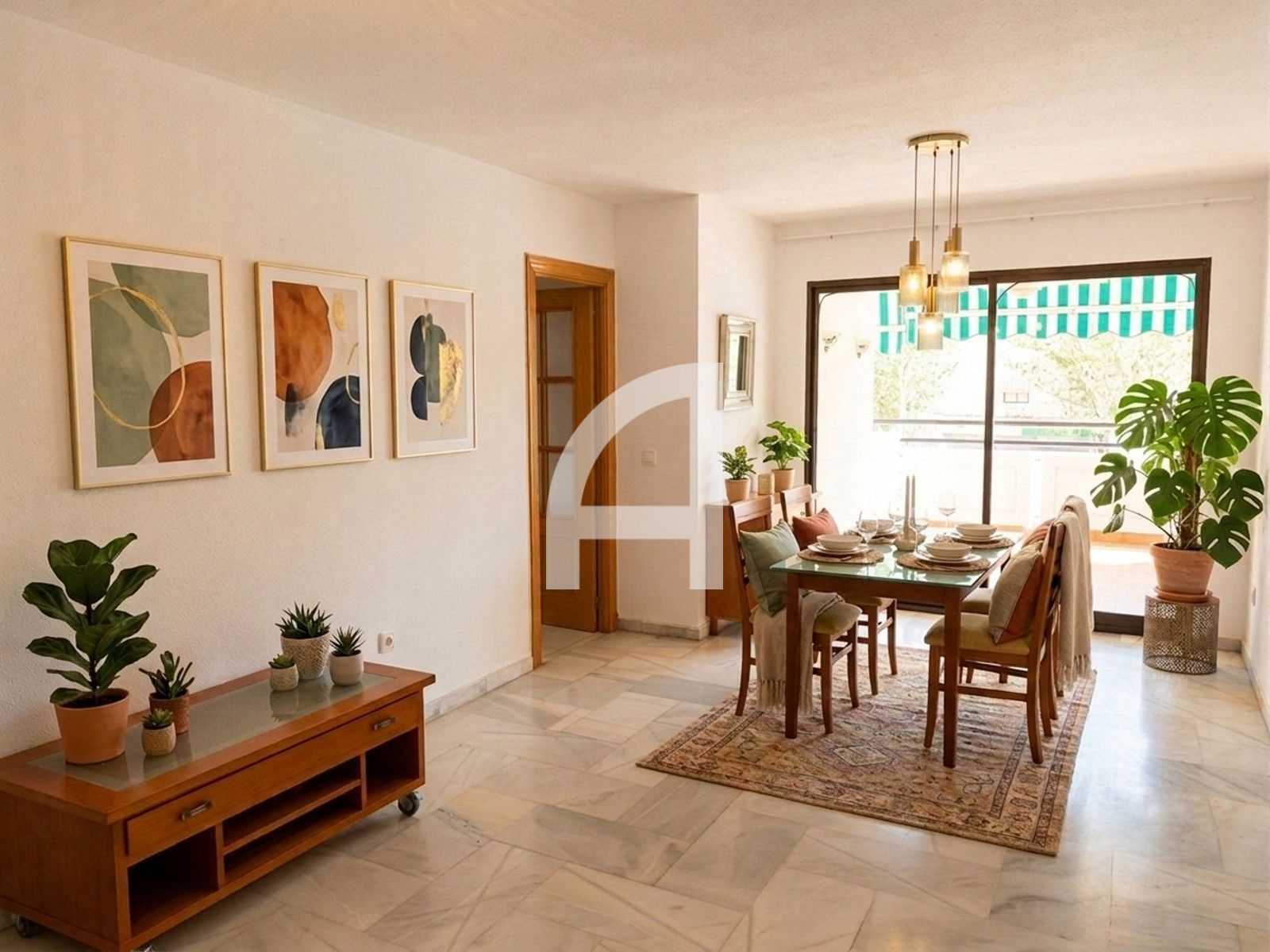 FANTÁSTICO APARTAMENTO AMPLIO A 100M DE LA PLAYA