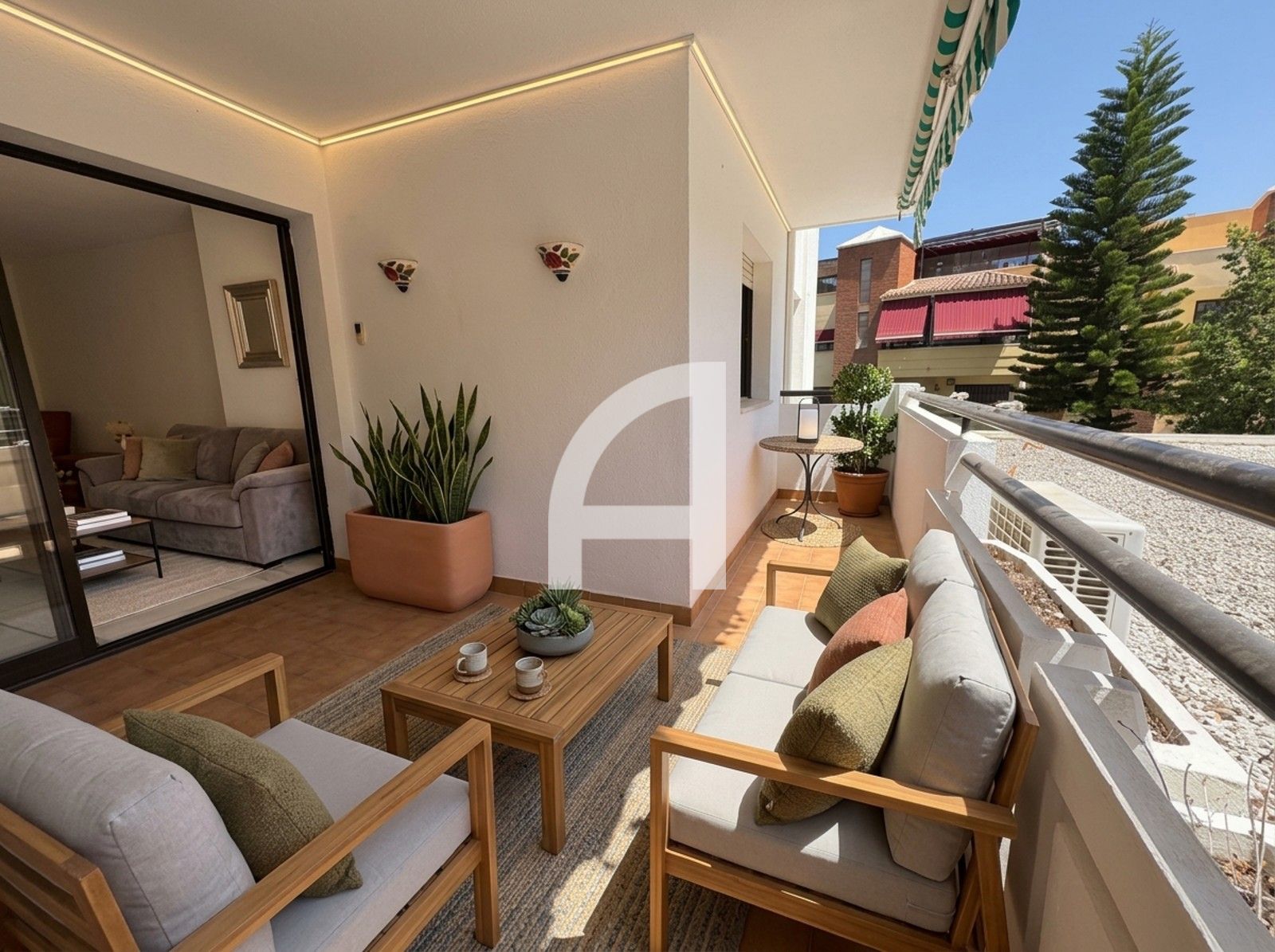 FANTÁSTICO APARTAMENTO AMPLIO A 100M DE LA PLAYA