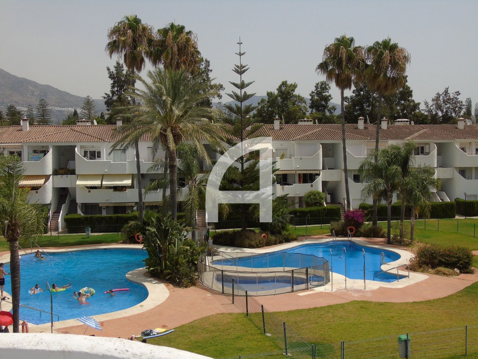 FANTÁSTICO ÁTICO EN LA CODICIADA ZONA DE MIJAS GOLF