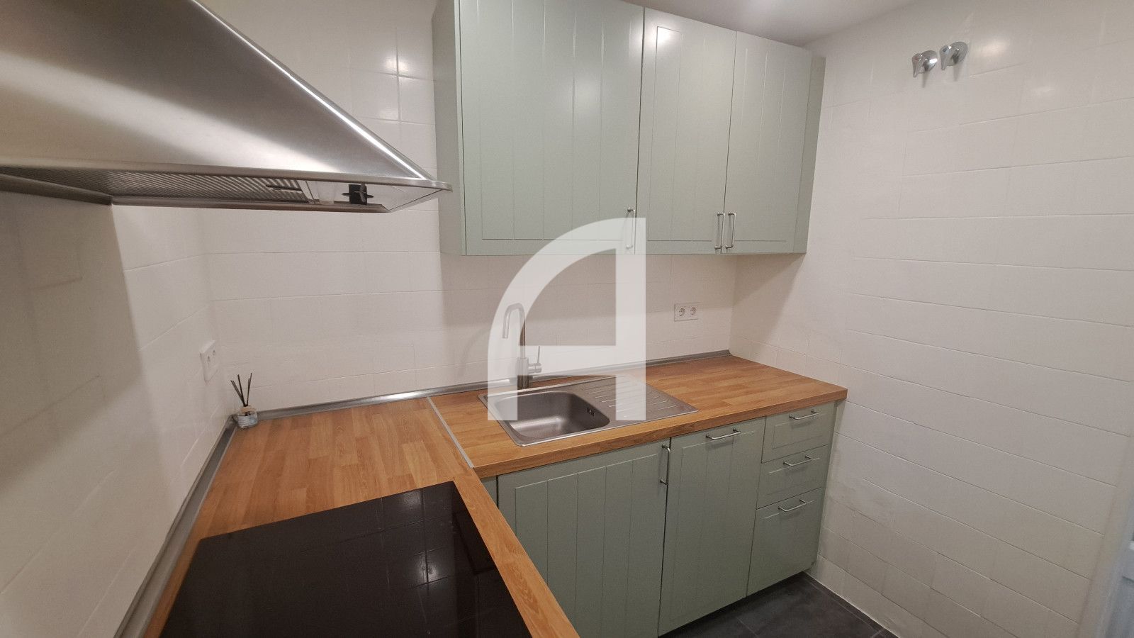 PLANTA BAJA REFORMADA CON ENTRADA INDEPENDIENTE EN SANT PERE NORD - Foto 12