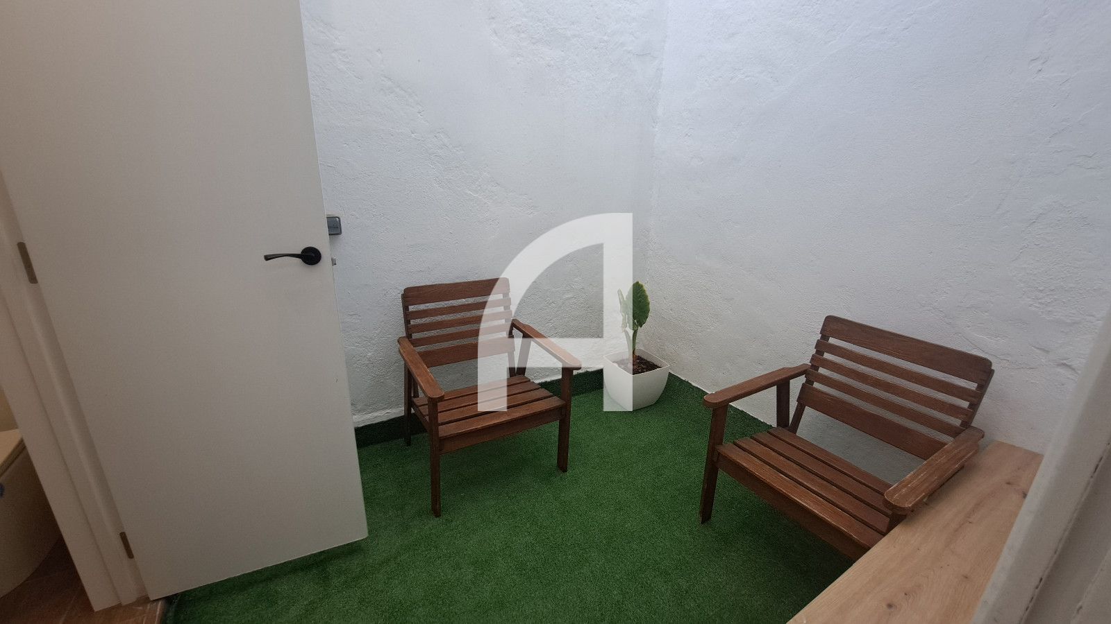 PLANTA BAJA REFORMADA CON ENTRADA INDEPENDIENTE EN SANT PERE NORD - Foto 5
