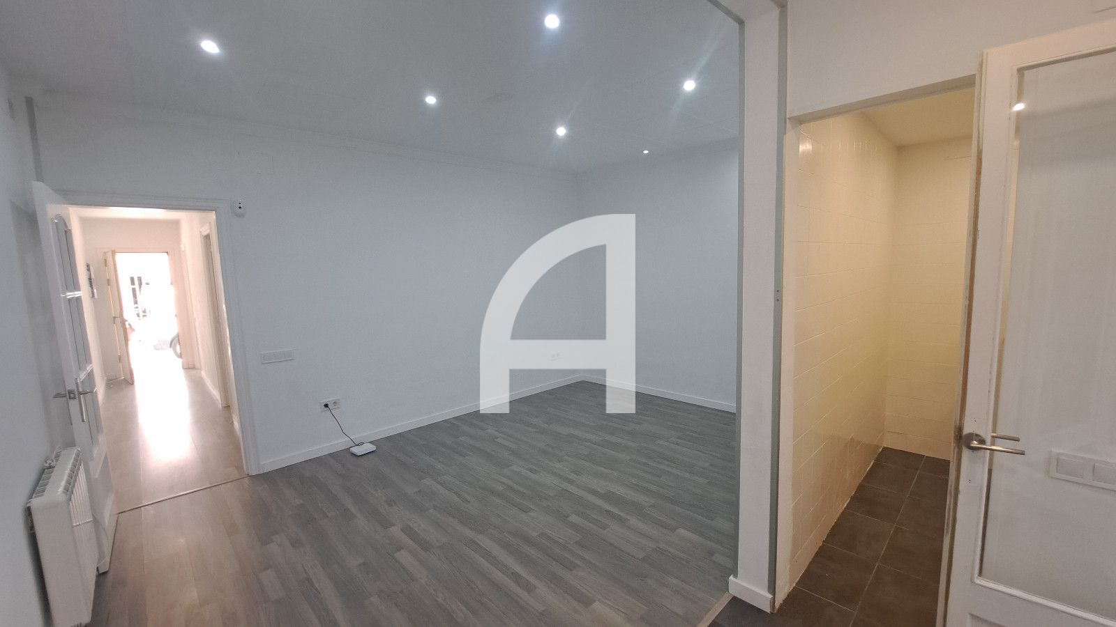 PLANTA BAJA REFORMADA CON ENTRADA INDEPENDIENTE EN SANT PERE NORD - Foto 11
