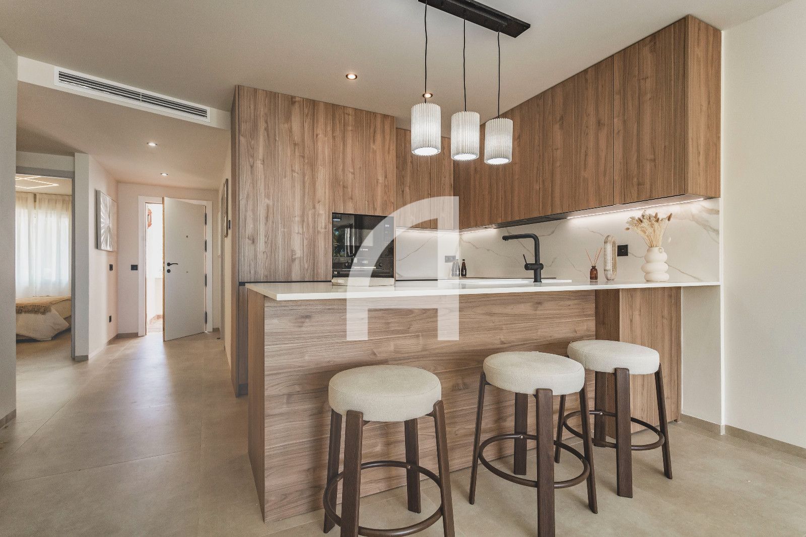 FANTÁSTICO APARTAMENTO EN VENTA EN NUEVA ANDALUCIA - Foto 4