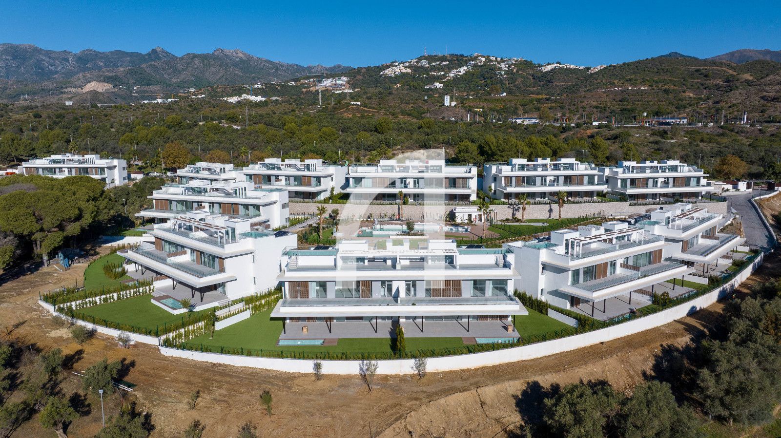 LUXURY PENTHOUSE WITH PRIVATE POOL RIGHT BY THE GOLF COURSE - Foto 17