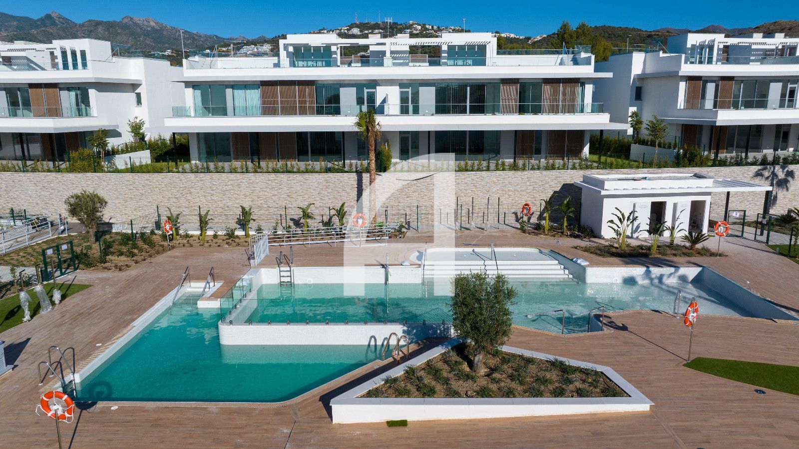 LUXURY PENTHOUSE WITH PRIVATE POOL RIGHT BY THE GOLF COURSE - Foto 5