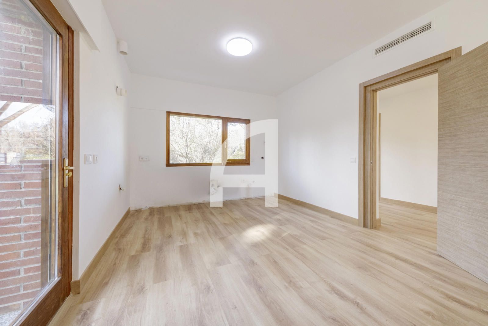 CHALET EN UNA ÚNICA PLANTA CON UNA MAGNIFICA PARCELA - Foto 15