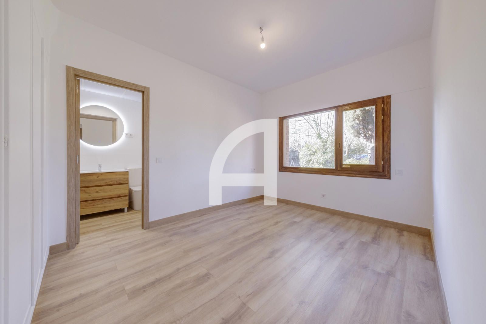 CHALET EN UNA ÚNICA PLANTA CON UNA MAGNIFICA PARCELA - Foto 45