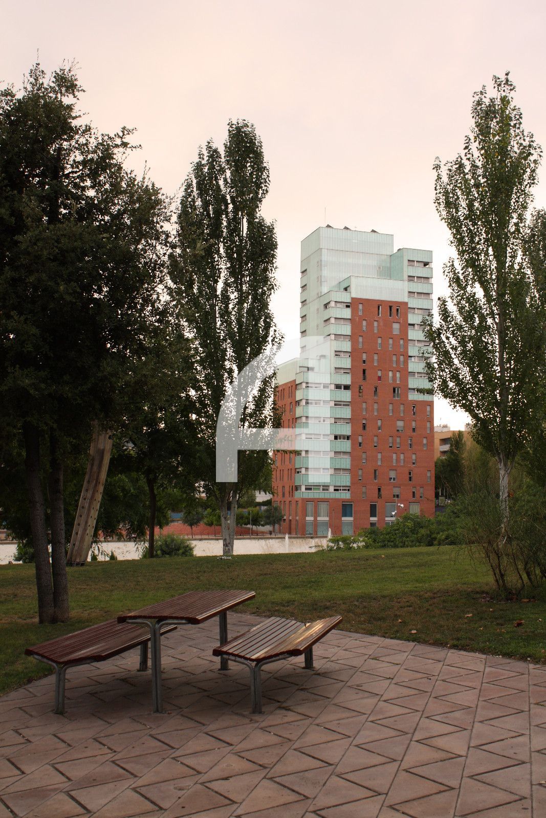 EDIFICI RESIDENCIAL A NOU BARRIS, BARCELONA - Foto 5
