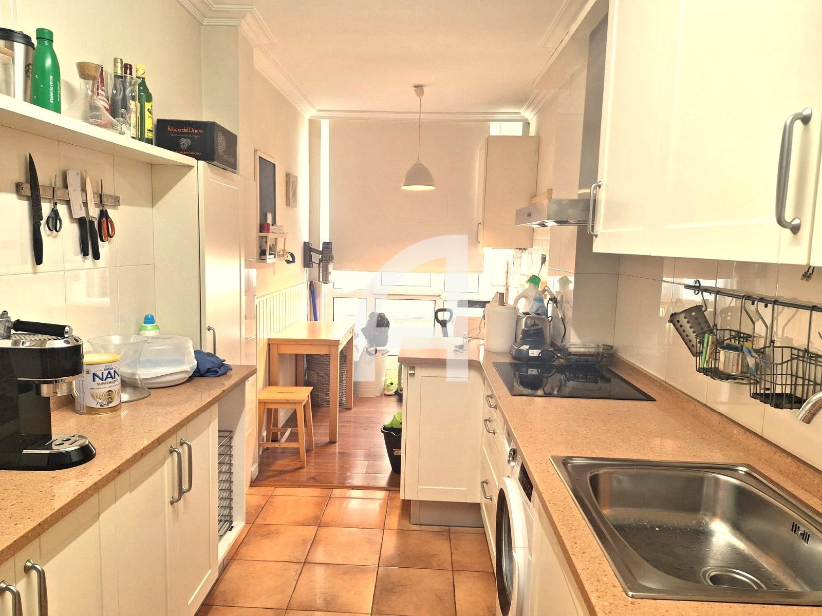 AMPLIO Y LUMIONOSO PISO EN VENTA CON DOS PLAZAS DE GARAJE - Foto 19