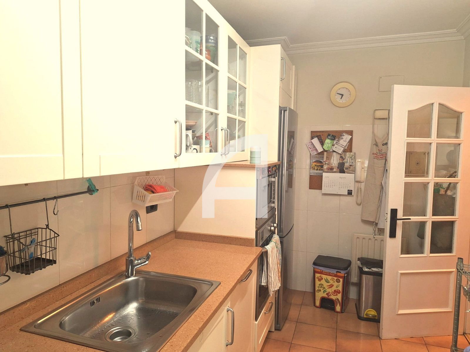 AMPLIO Y LUMIONOSO PISO EN VENTA CON DOS PLAZAS DE GARAJE - Foto 20