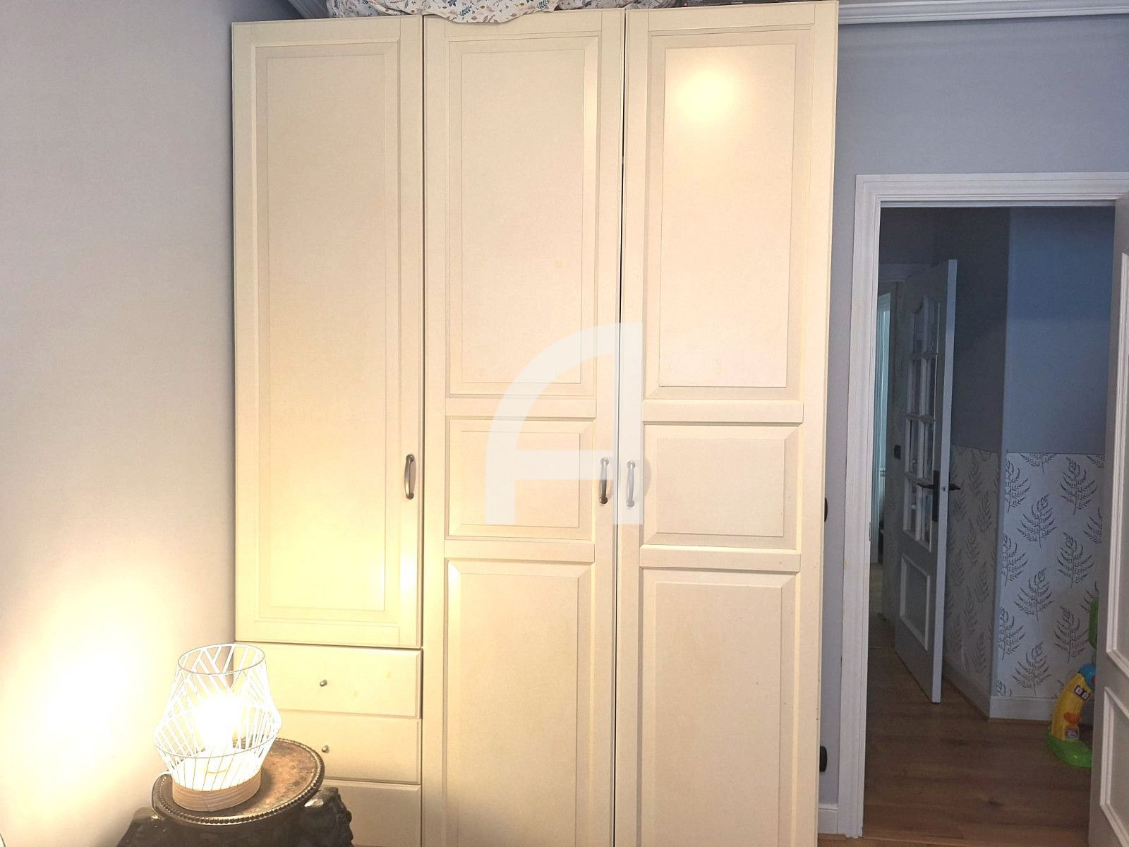 AMPLIO Y LUMIONOSO PISO EN VENTA CON DOS PLAZAS DE GARAJE - Foto 34