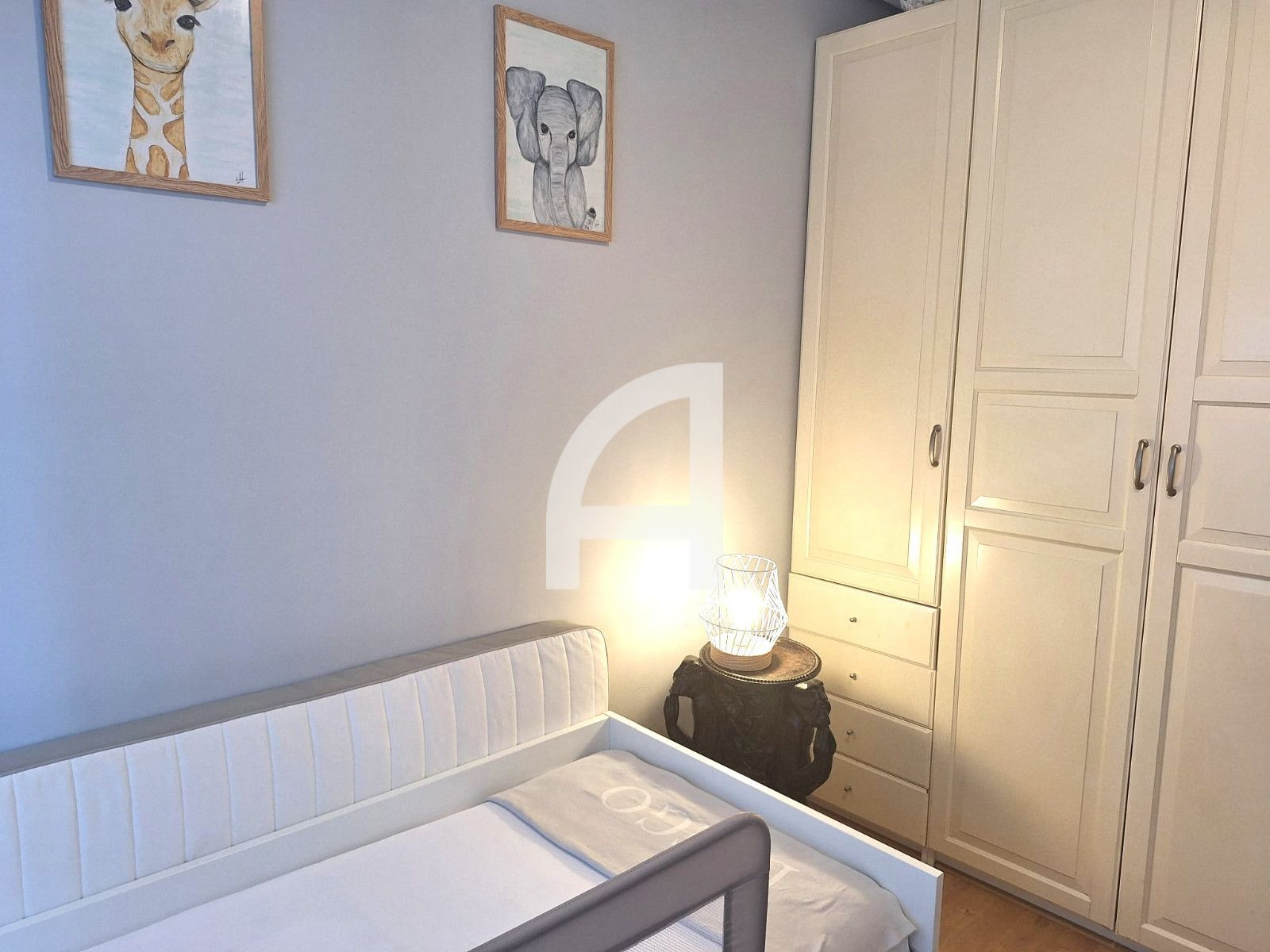 AMPLIO Y LUMIONOSO PISO EN VENTA CON DOS PLAZAS DE GARAJE - Foto 35