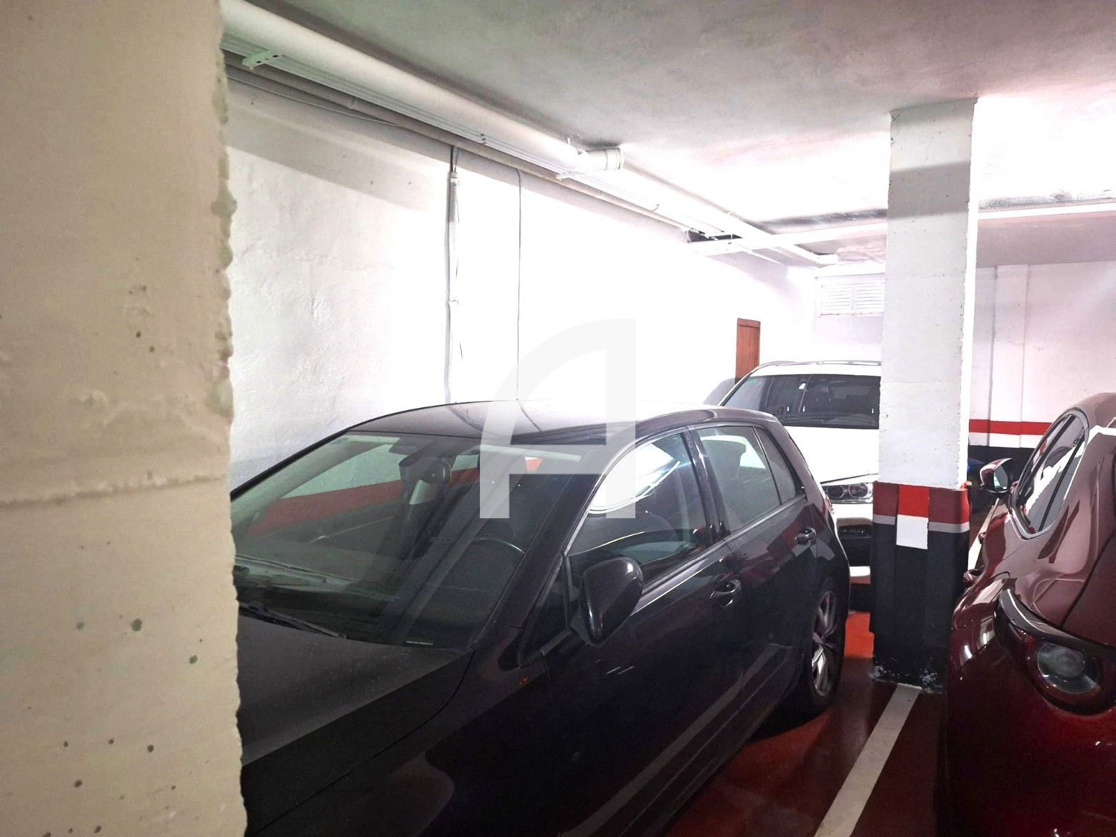AMPLIO Y LUMIONOSO PISO EN VENTA CON DOS PLAZAS DE GARAJE - Foto 48
