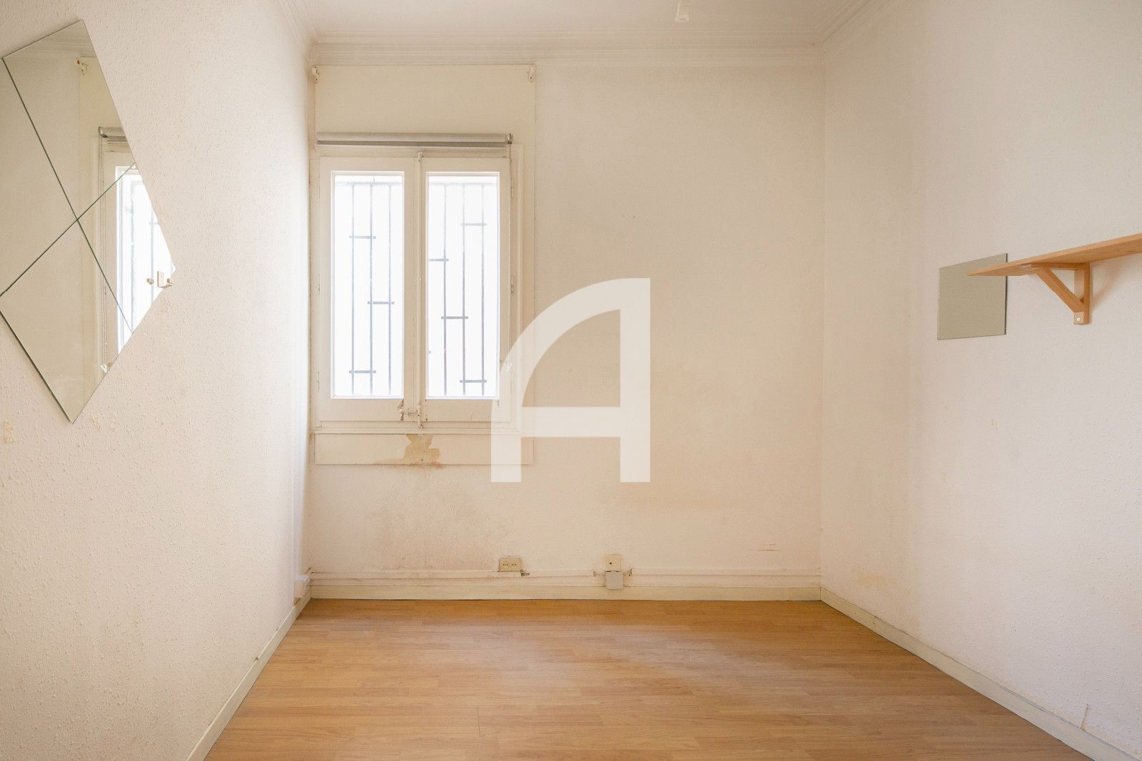 GRAN PISO CON CARÁCTER, AMPLITUD Y UNA UBICACIÓN INMEJORABLE - Foto 9