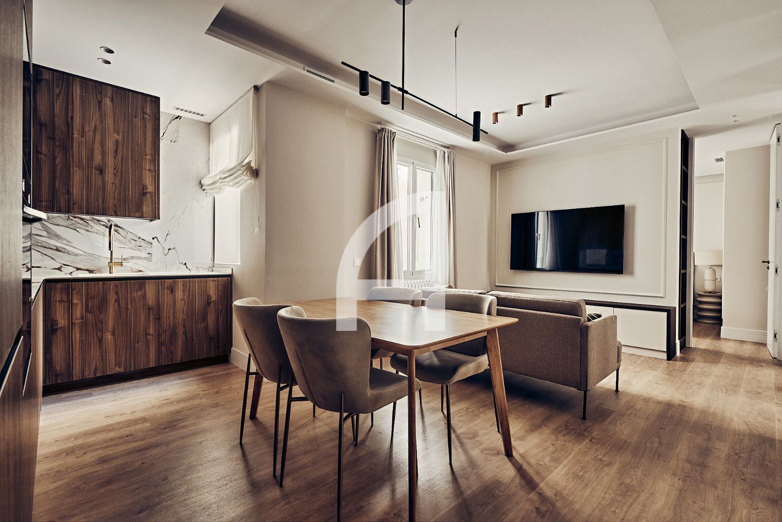 AMPLIA VIVIENDA,  CONFORTABLE Y ATRACTIVA JUNTO AL  RETIRO - Foto 8