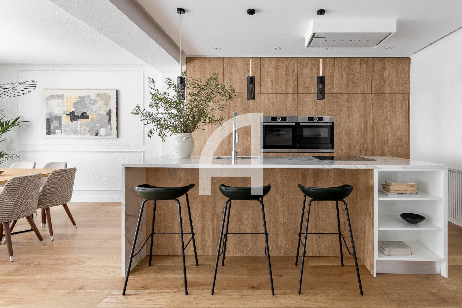 COMBINACIÓN DE CARÁCTER Y ELEGANCIA EN MADRID - Foto 7