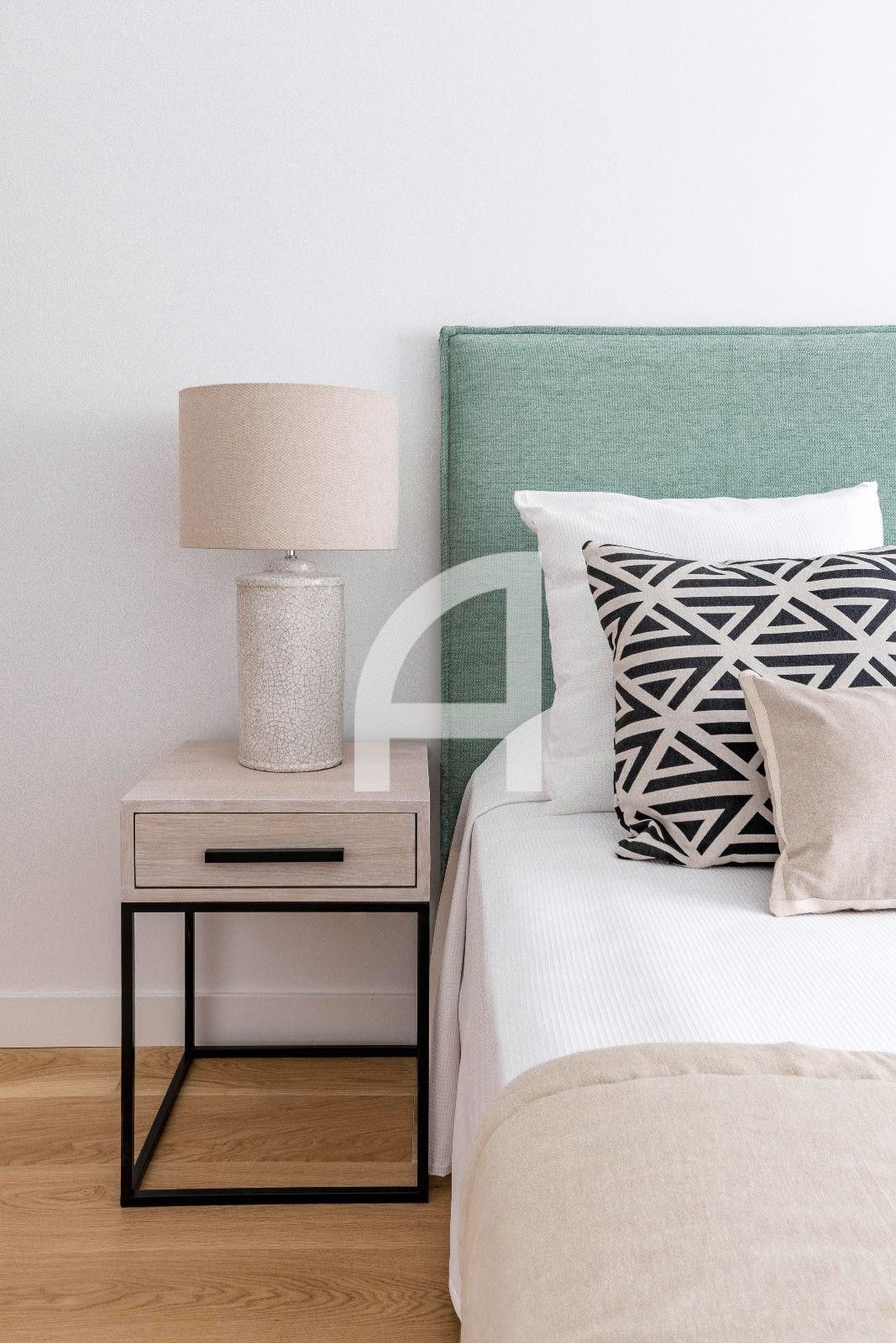 COMBINACIÓN DE CARÁCTER Y ELEGANCIA EN MADRID - Foto 15