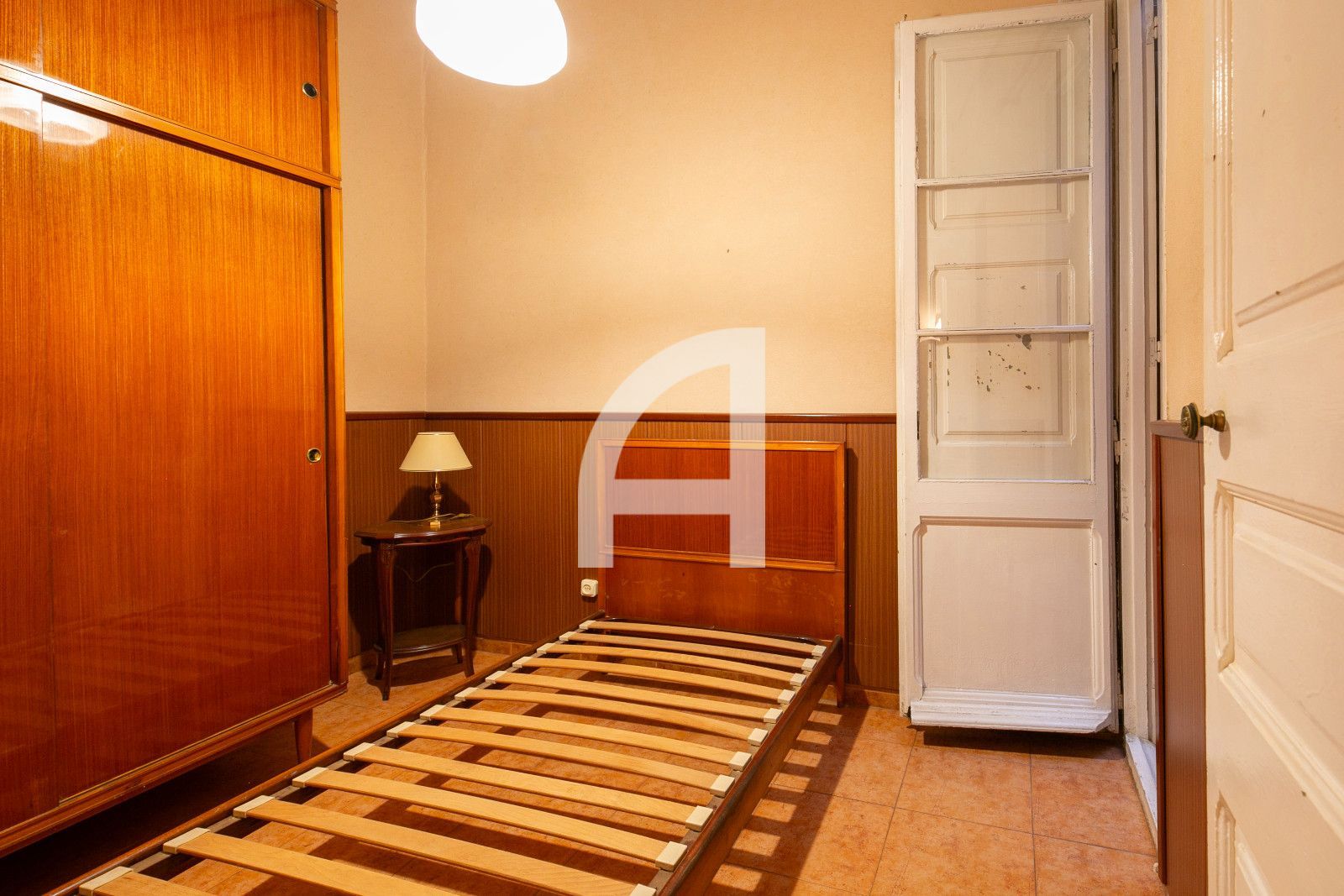 VIVIENDA ÚNICA EN UN TRANQUILO PASAJE DE LES CORTS CON GRAN TERRAZA - Foto 13