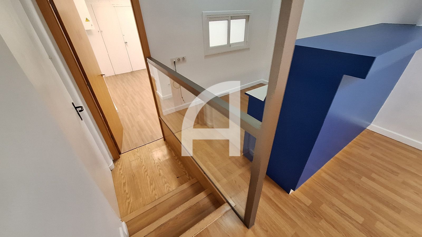 PEQUEÑO LOCAL COMERCIAL CON GRAN VISIBILIDAD EN NUMANCIA CON BERLÍN - Foto 6