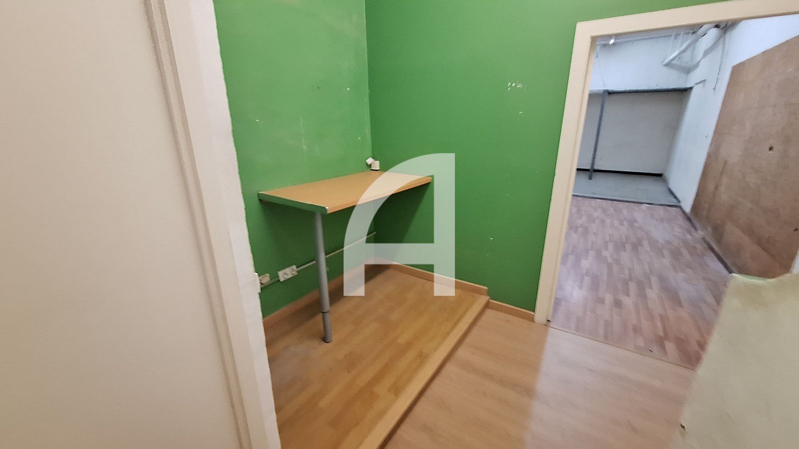 PEQUEÑO LOCAL COMERCIAL CON GRAN VISIBILIDAD EN NUMANCIA CON BERLÍN - Foto 12