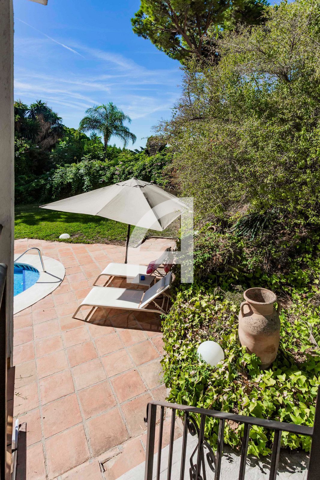 INCREIBLE CHALET INDEPENDIENTE EN ZONA TRANQUILA DE MARBELLA - Foto 38