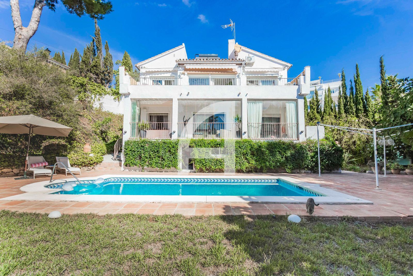Chalet Independiente en venta Marbella, Málaga. Ref: 33053. GuinotPrunera