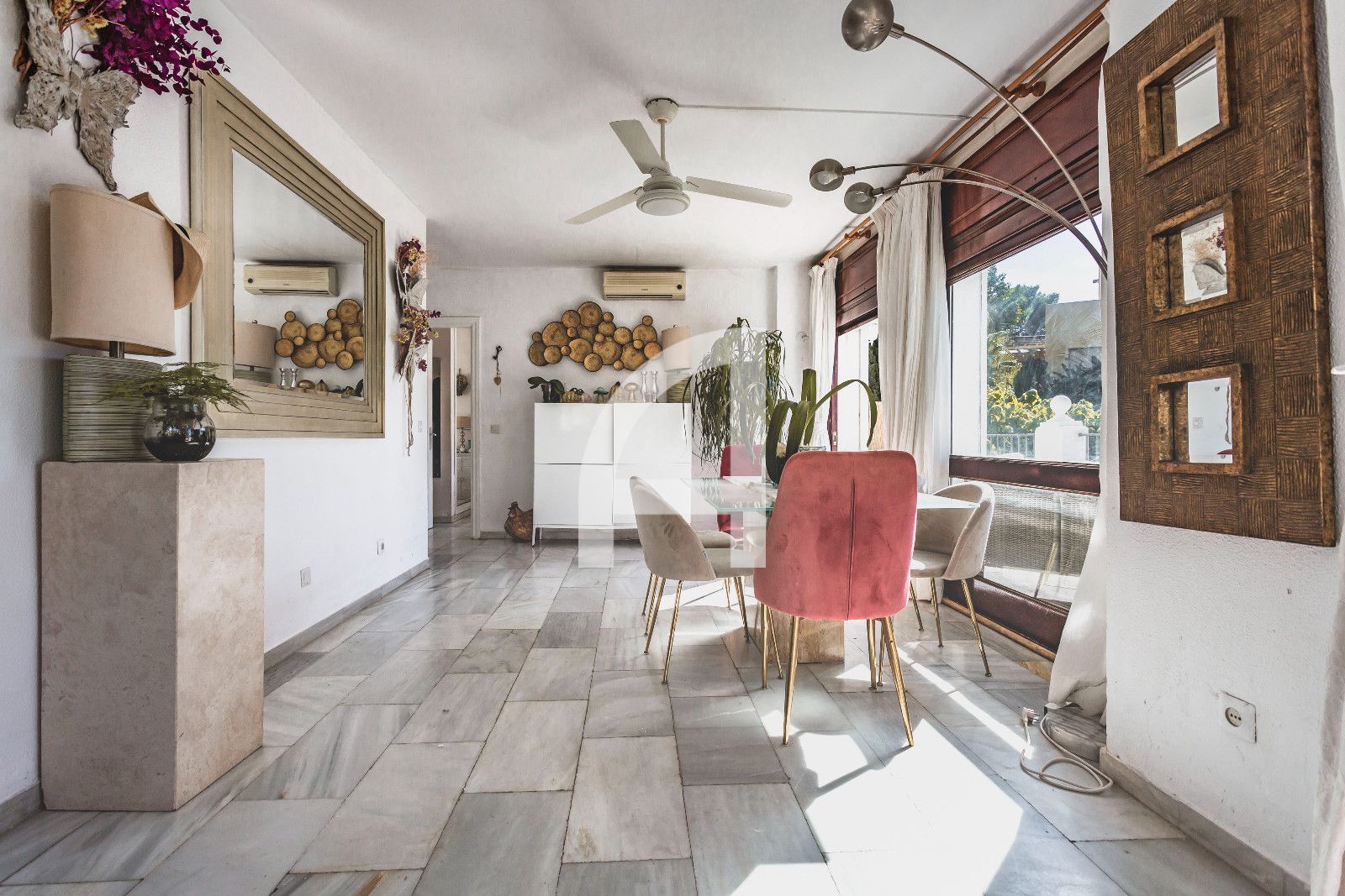 INCREIBLE CHALET INDEPENDIENTE EN ZONA TRANQUILA DE MARBELLA - Foto 16
