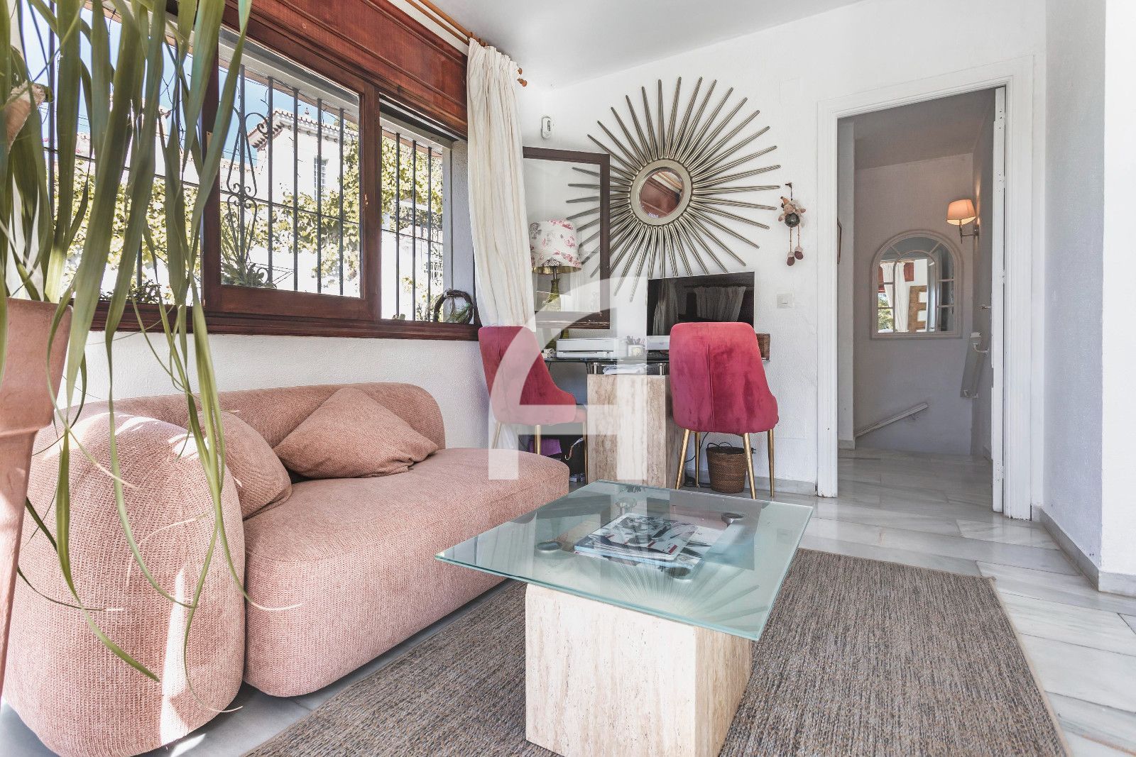 INCREIBLE CHALET INDEPENDIENTE EN ZONA TRANQUILA DE MARBELLA - Foto 15