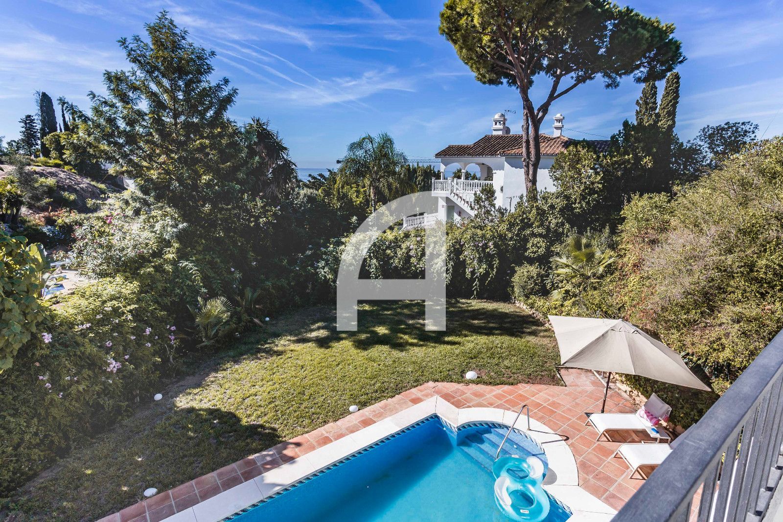 INCREIBLE CHALET INDEPENDIENTE EN ZONA TRANQUILA DE MARBELLA - Foto 37