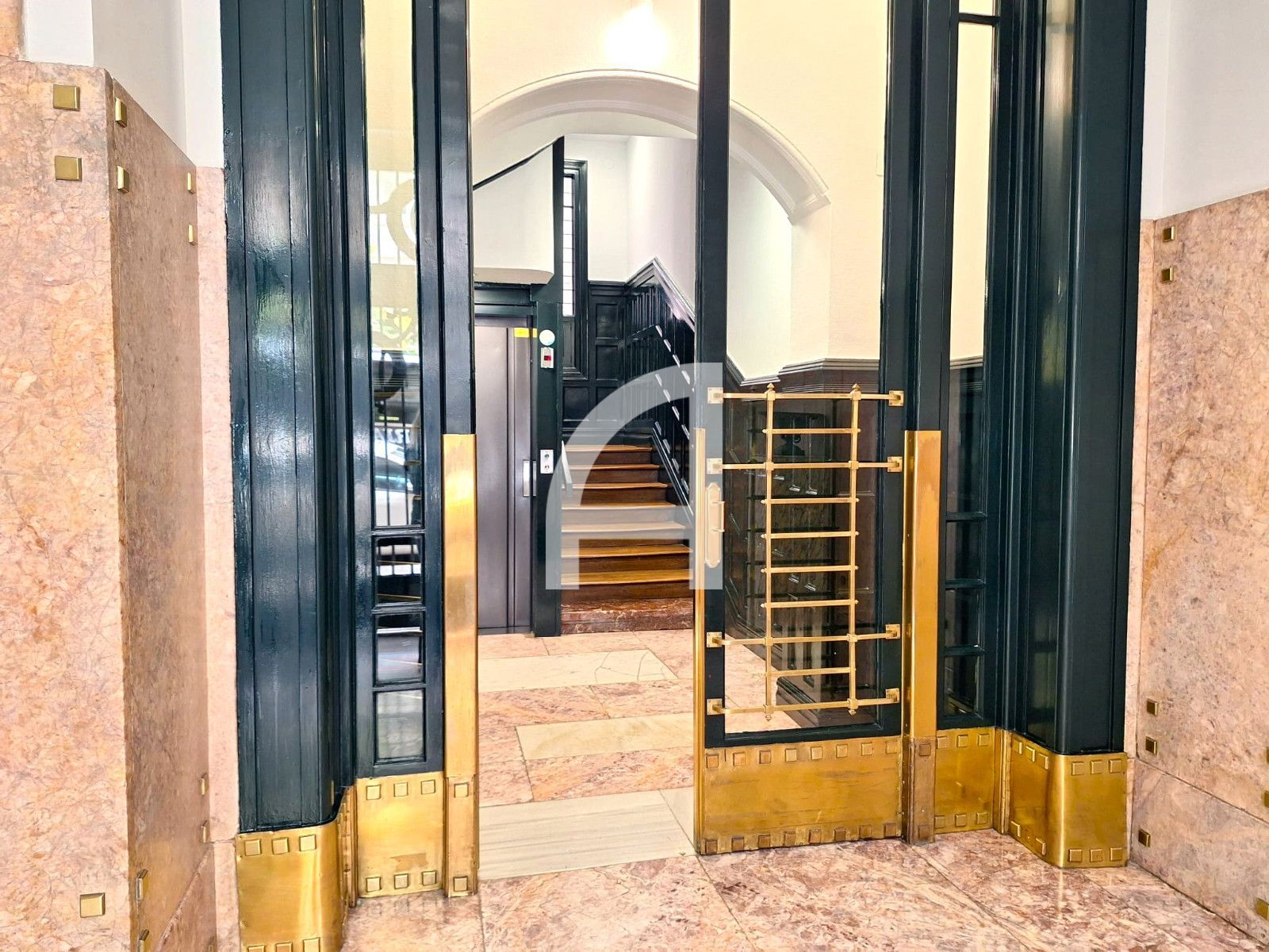 EXCLUSIVA VENTA DE INMUEBLE - Foto 36
