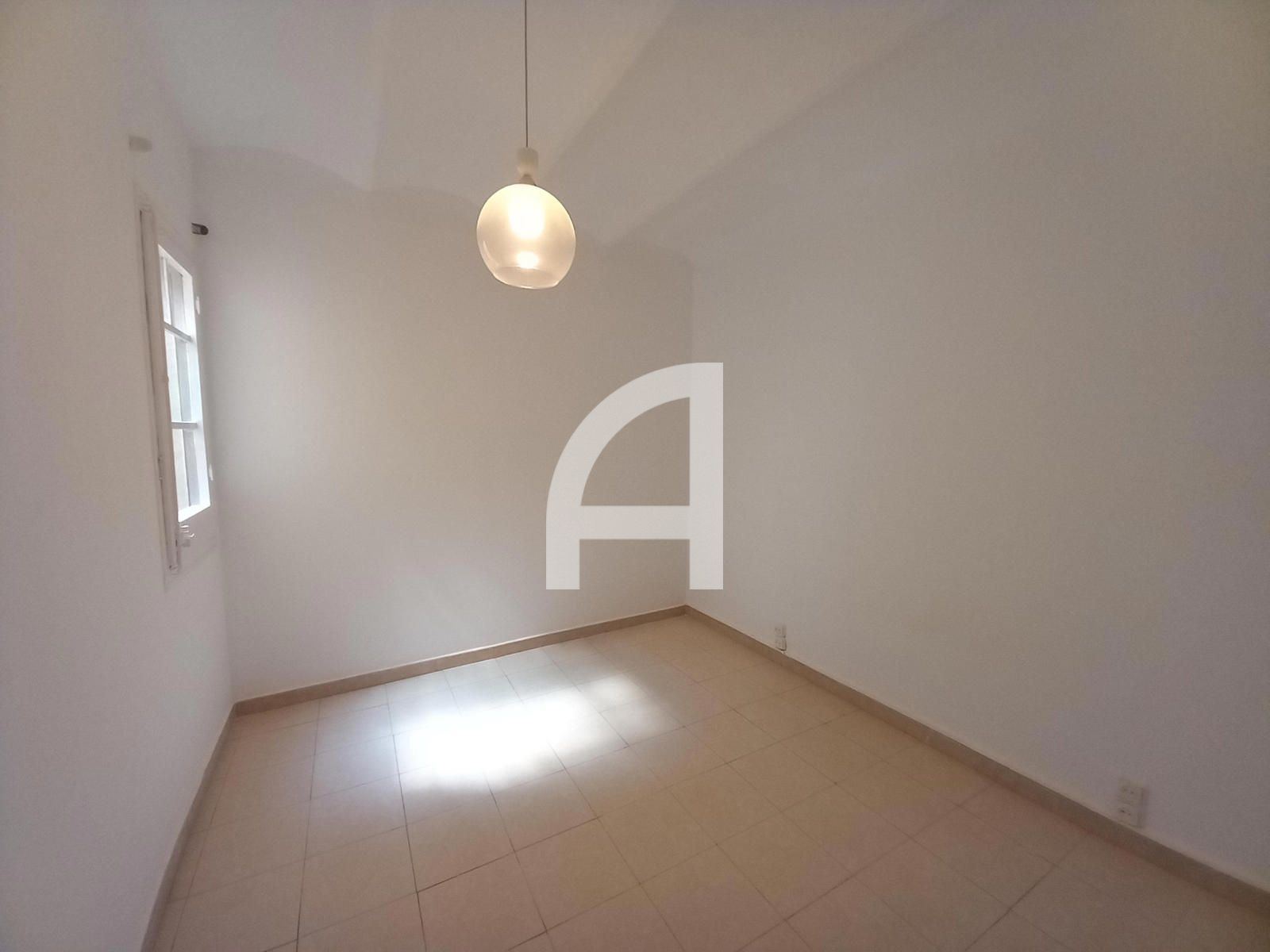 1-room apartment of 50m² in Barcelona photo 6