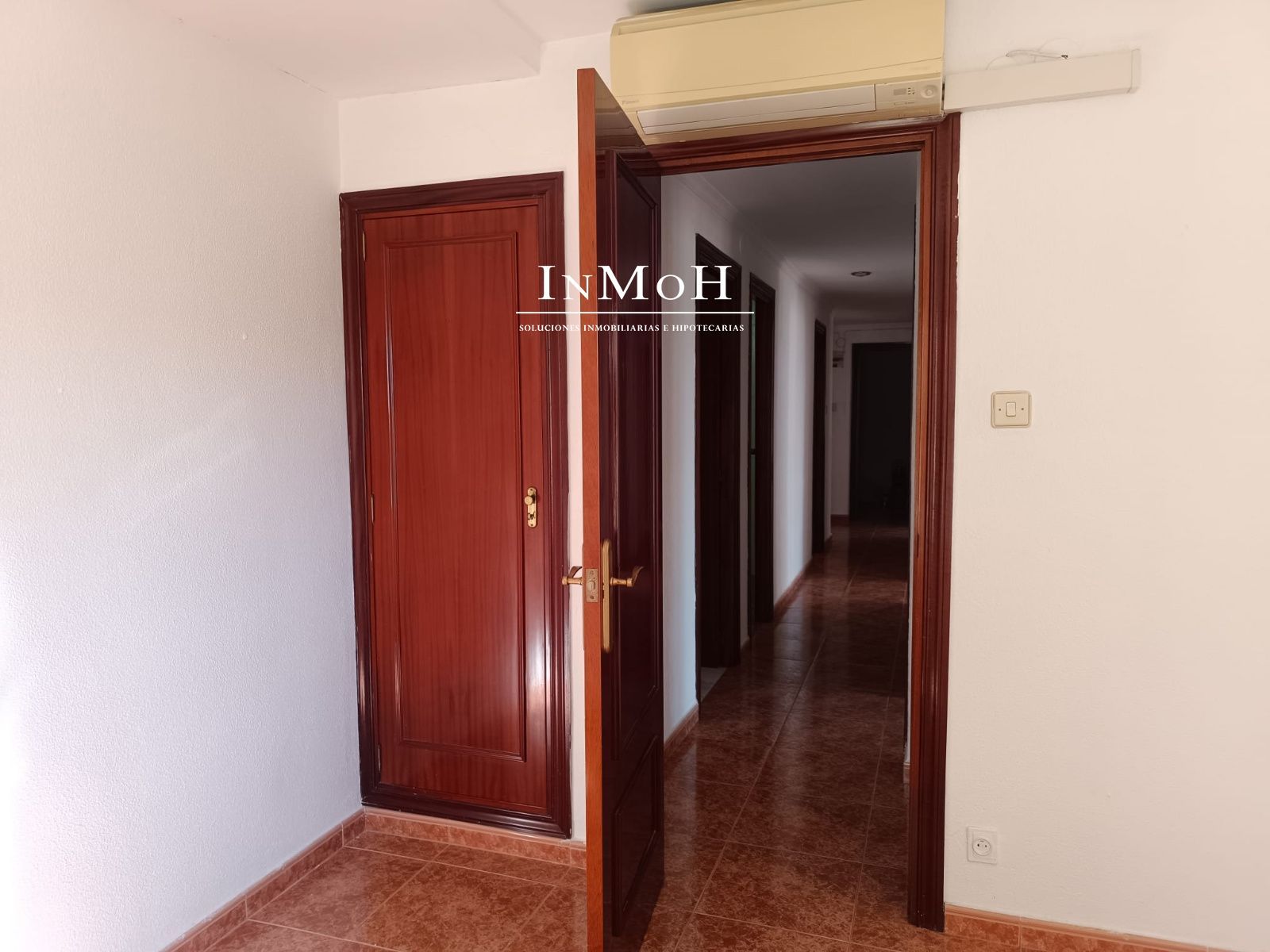 Piso en zona Avenida de 4 dormitorios y 2 baños - Foto 21