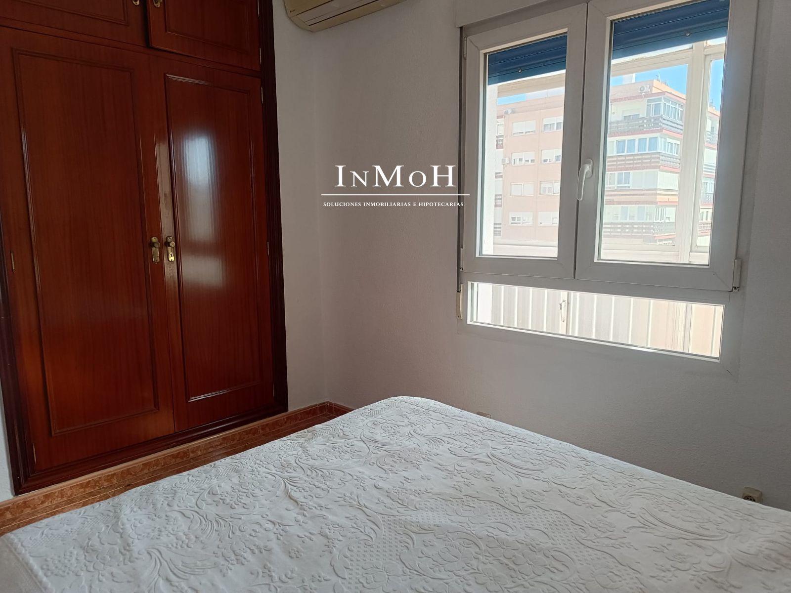 Piso en zona Avenida de 4 dormitorios y 2 baños - Foto 22