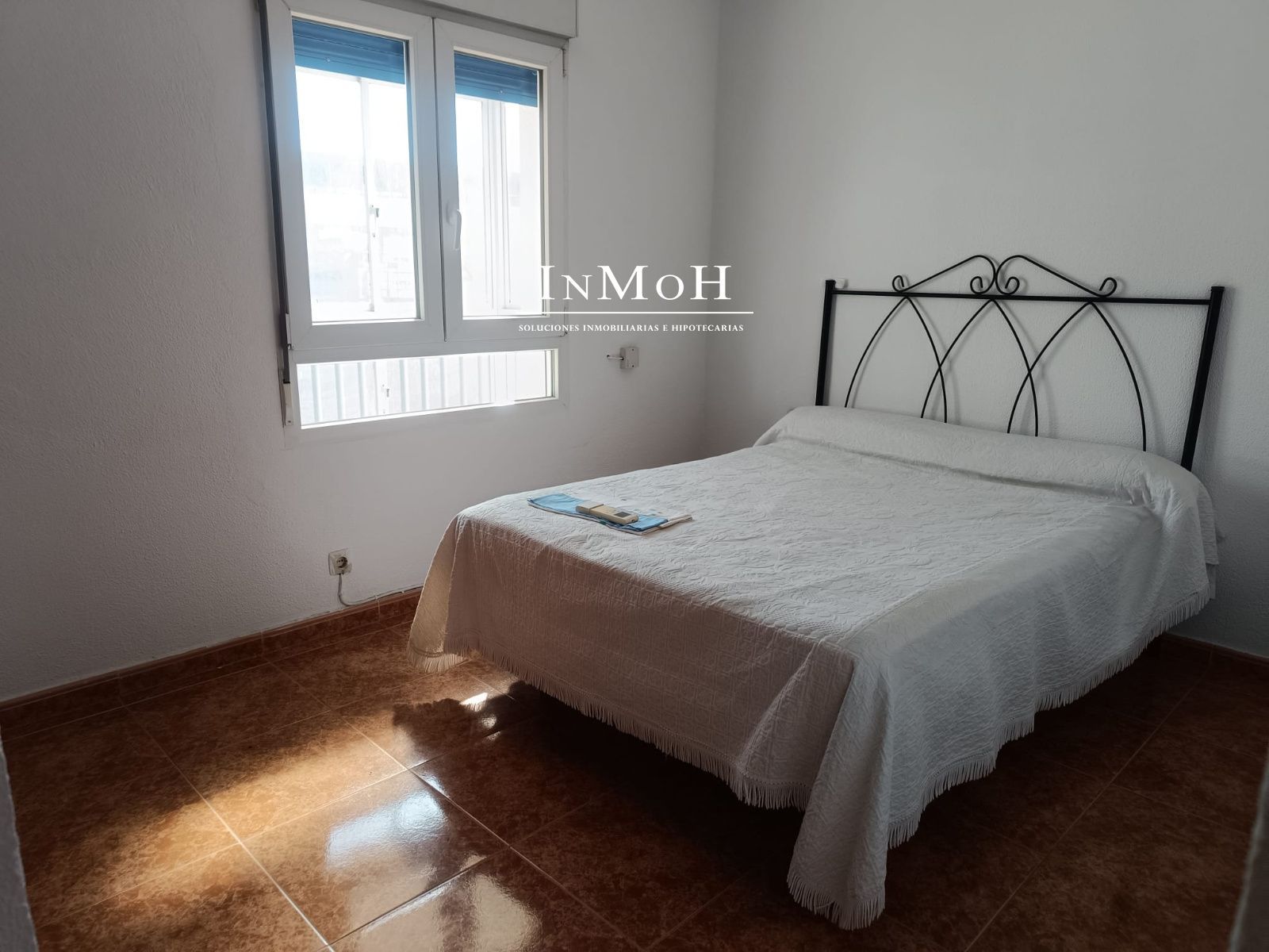 Piso en zona Avenida de 4 dormitorios y 2 baños - Foto 23