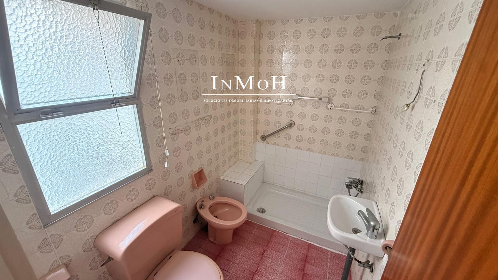 Piso zona Ayuntamiento 4 dormitorios y 2 baños - Foto 22