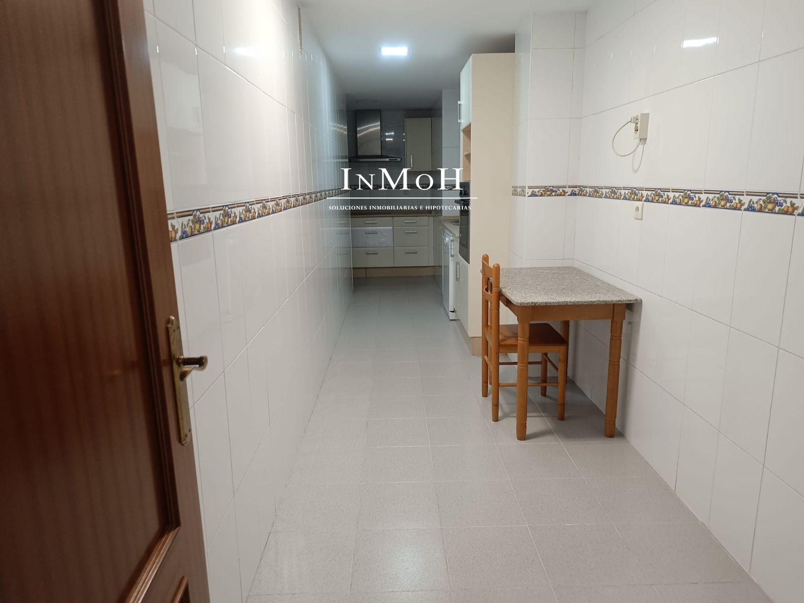 Piso en zona Reyes Católicos - La Ladrillera - Foto 3