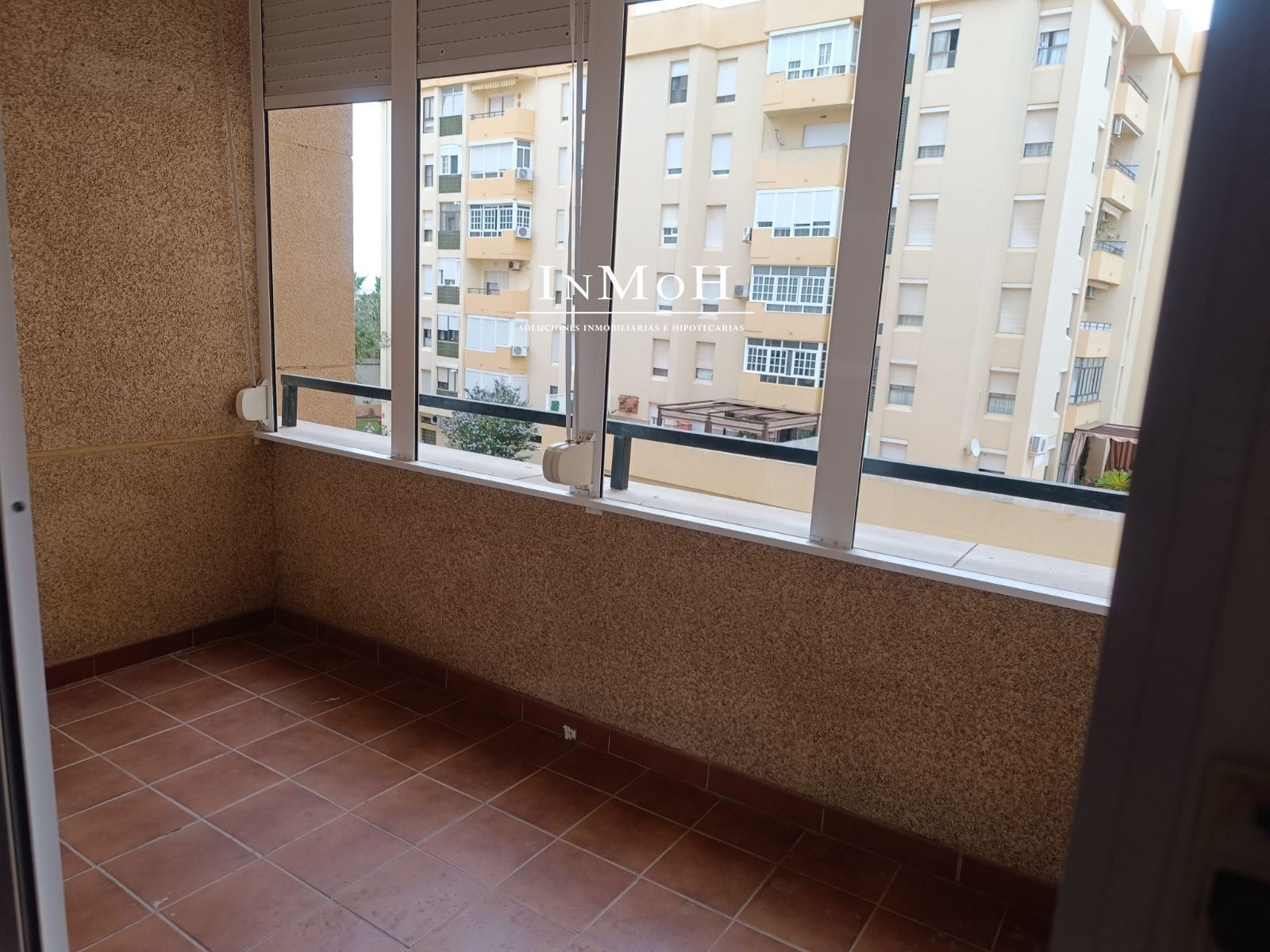 Piso en zona Reyes Católicos - La Ladrillera - Foto 26