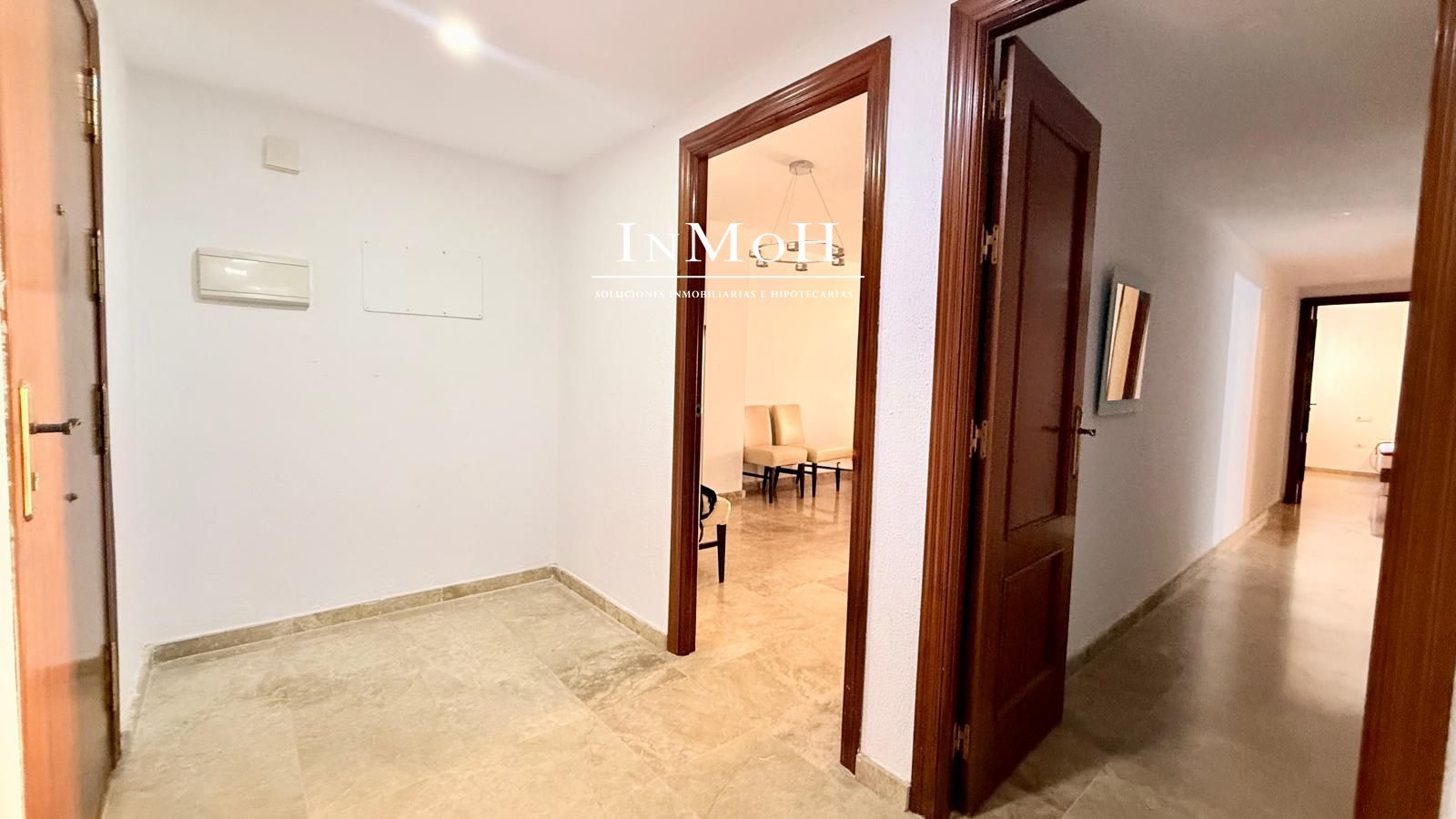 Piso en zona Reyes Católicos - La Ladrillera - Foto 3