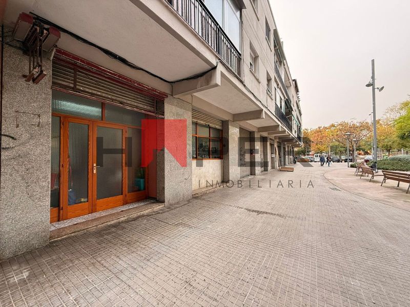 Local Comercial en venta y alquiler El Prat de Llobregat, Barcelona. Ref: 1010. Haper Inmobiliaria