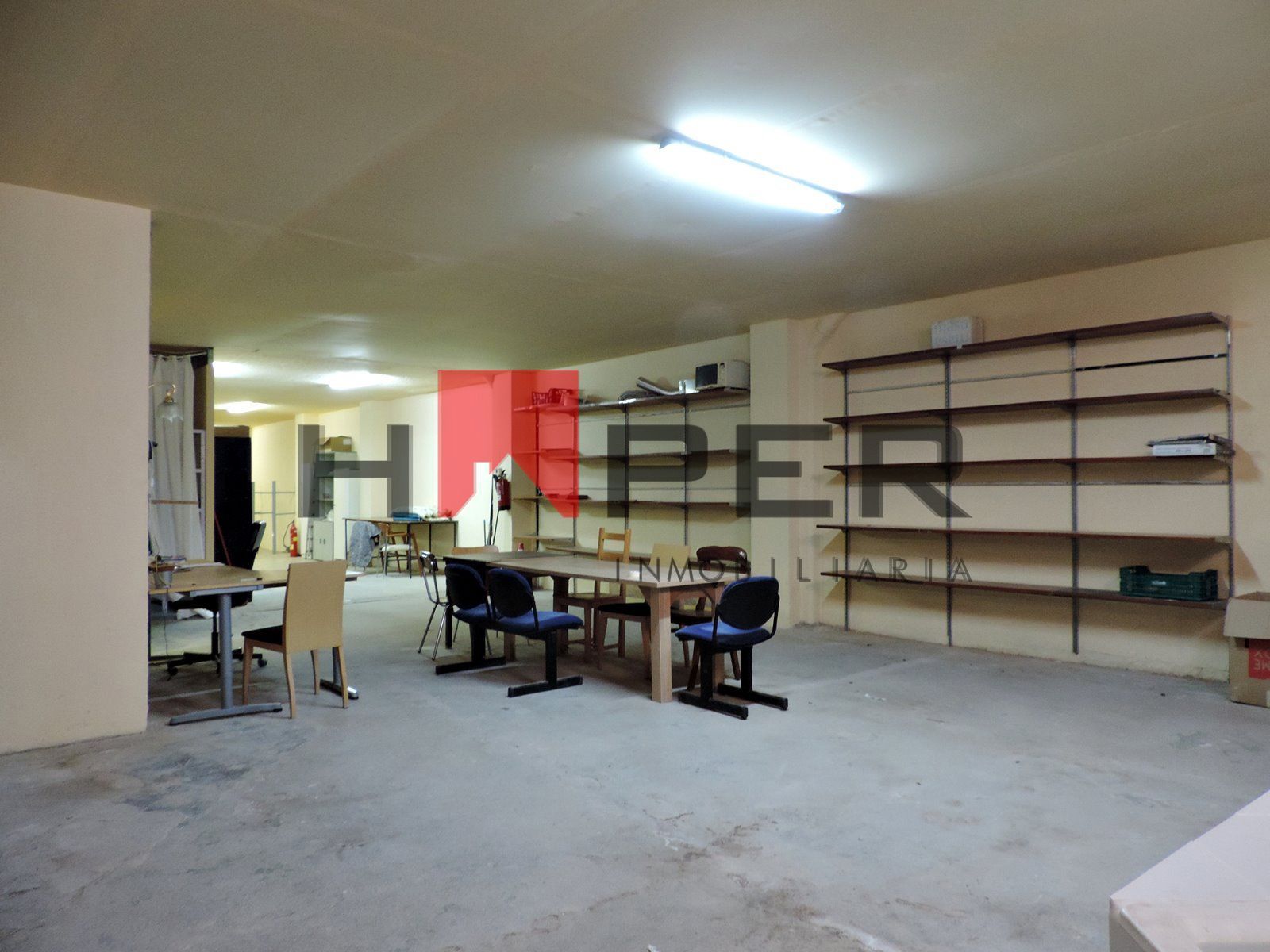 Amplio local comercial con infinitas posibilidades