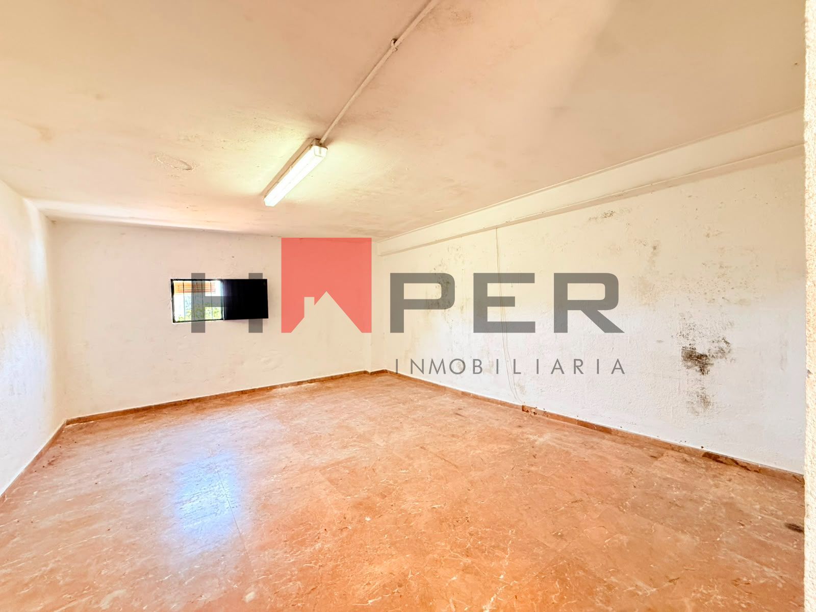 Casa con piscina, garaje y terraza en Subirats