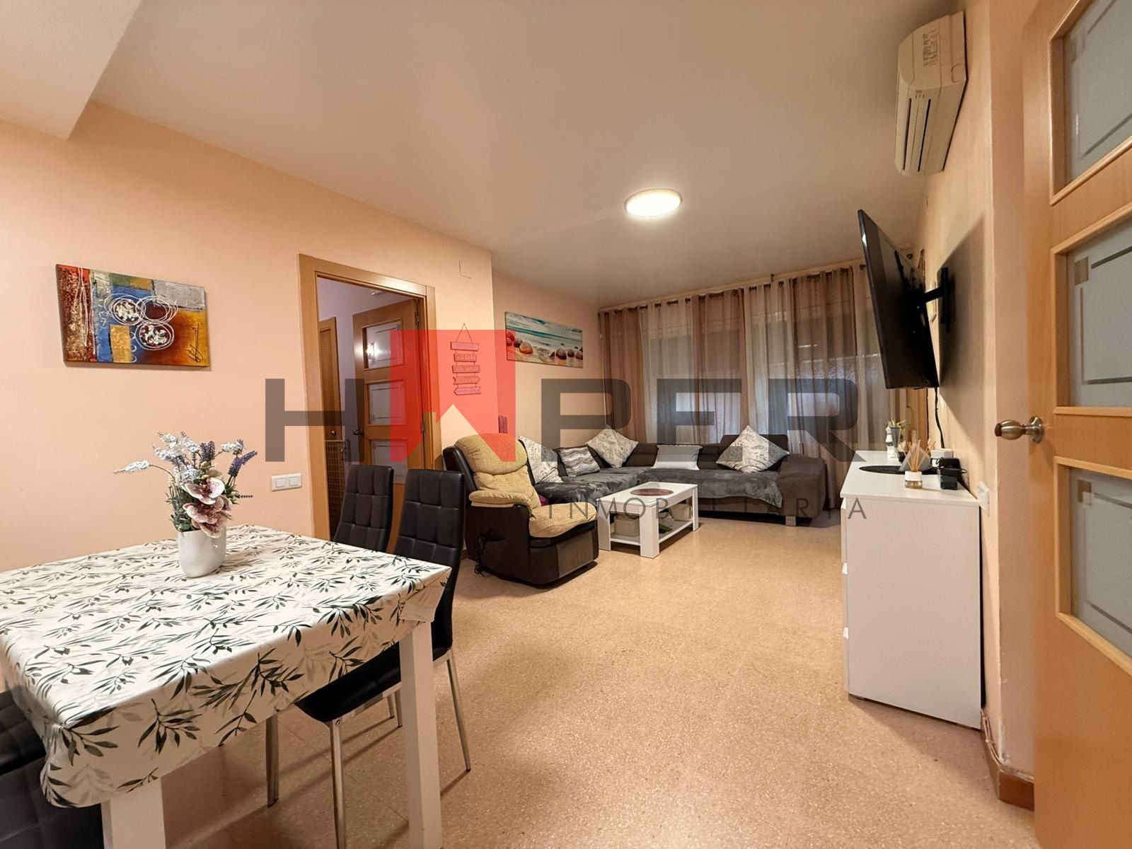 PISO 4 HABITACIONES Y 2 BAÑOS