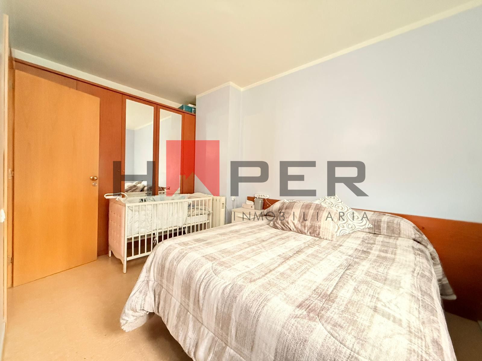 PISO 4 HABITACIONES Y 2 BAÑOS
