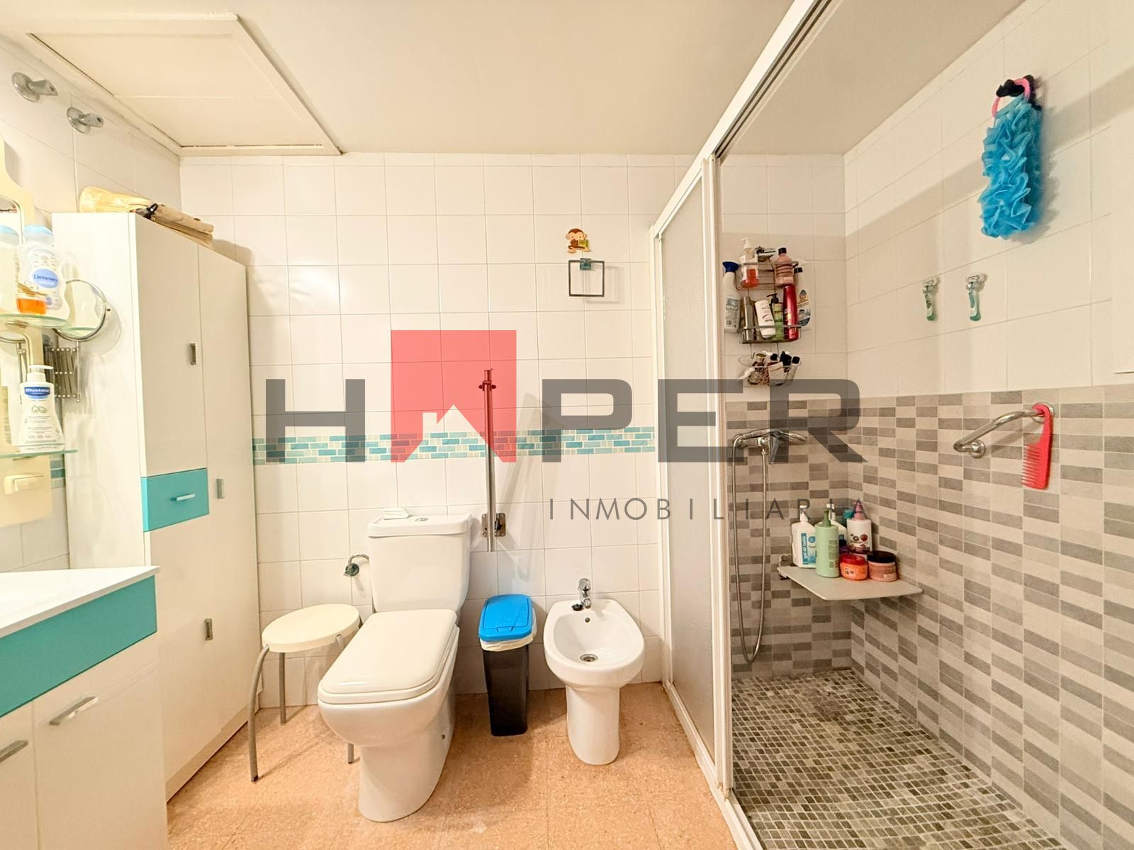 PISO 4 HABITACIONES Y 2 BAÑOS
