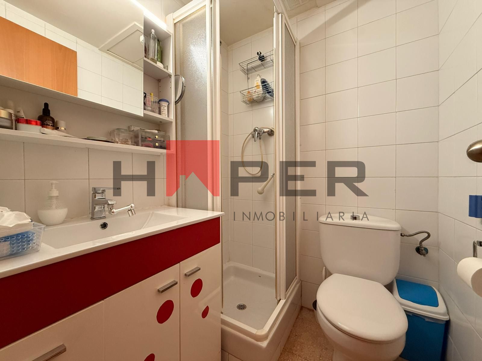 PISO 4 HABITACIONES Y 2 BAÑOS