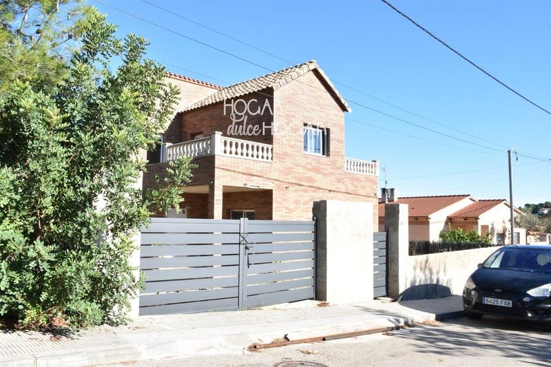 Casa en venta Calafell, Tarragona. Ref: 1567. HOGAR DULCE HOGAR