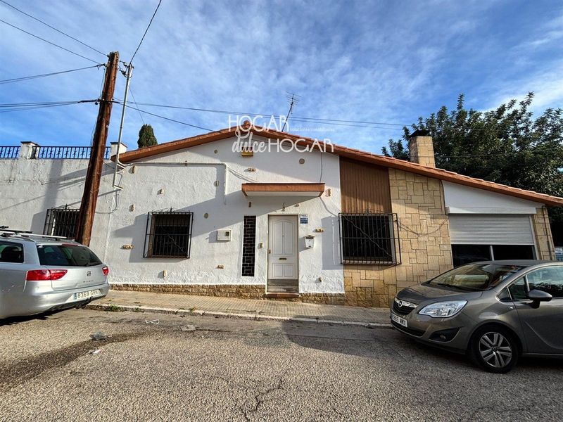 Adosado en venta Cubelles, Barcelona. Ref: 1710. HOGAR DULCE HOGAR