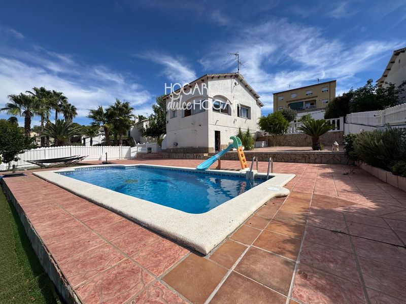 Chalet Independiente en venta La Pobla de Montornes, Tarragona. Ref: 2312. HOGAR DULCE HOGAR