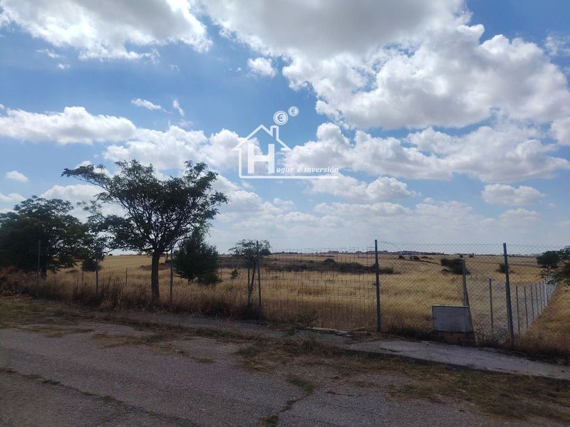 Parcela en venta Trijueque, Guadalajara. Ref: 1049. Hogar e Inversión