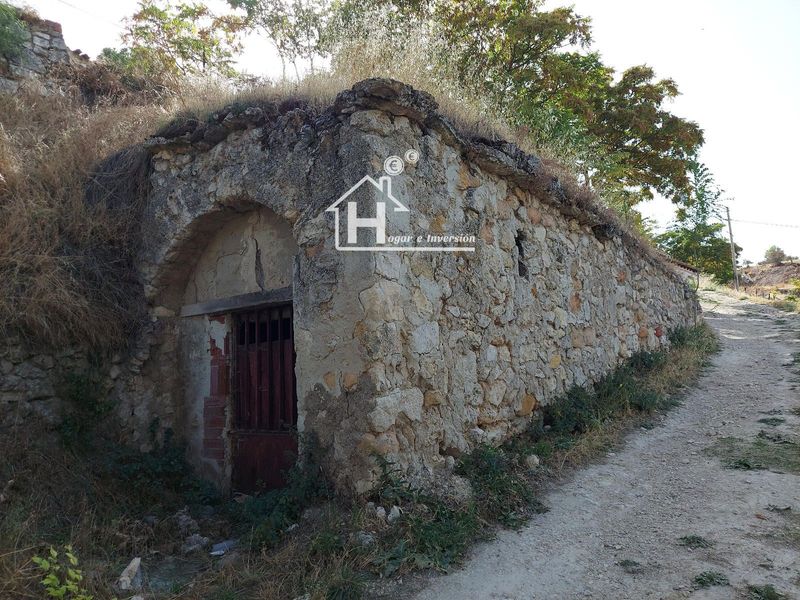 Parcela en venta Fuentelviejo, Guadalajara. Ref: 1063. Hogar e Inversión